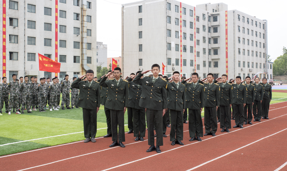 军事管理 纪律严明