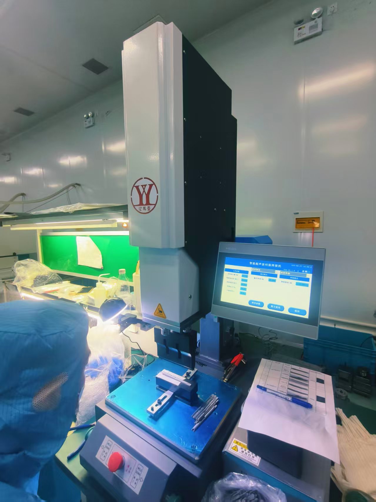 20190103网站用图-多台焊接机