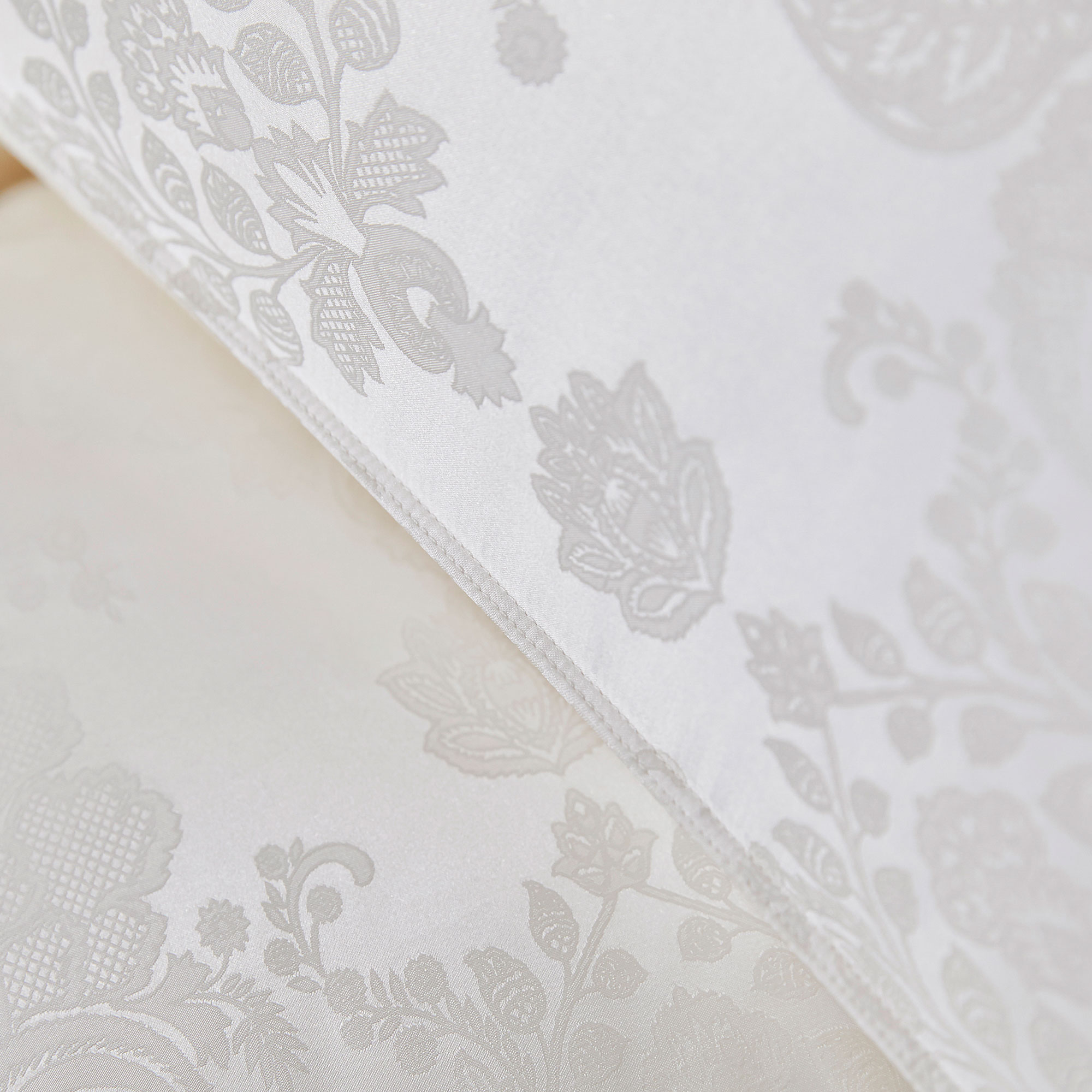 柏林之光-柏林之光-鹅绒被-细节7