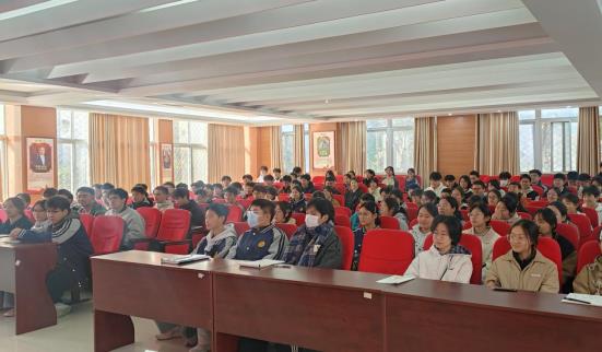 凝聚青春力量 勇担时代重任