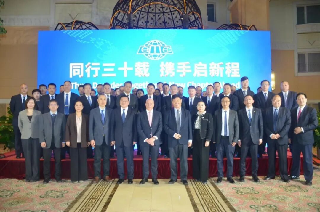 98dc981726f78e294fb70dcc241d760a_compress.jpg