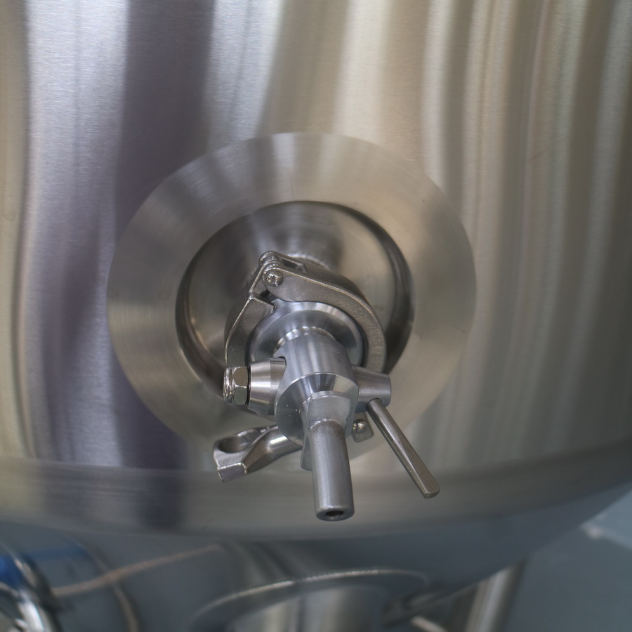 10BBLFermenter-4 10BBLFermenter-4