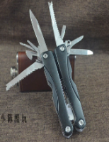 多功能工具