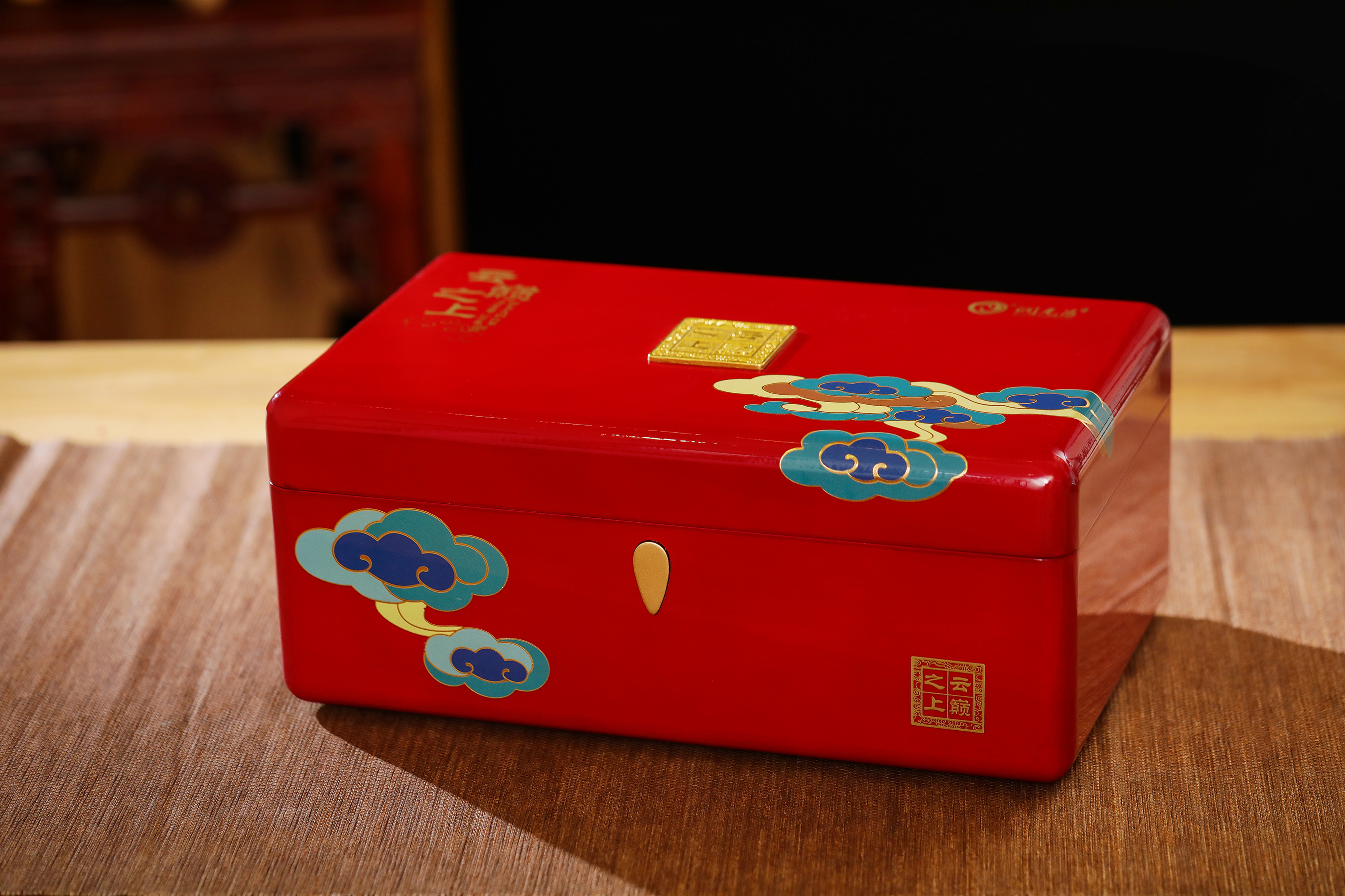 云巅之上野生古树红茶-0X0A9252