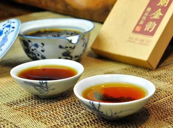 润元昌2013年布朗金韵熟砖普洱熟茶