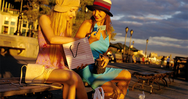 美东最大奥特莱斯Woodbury购物-1