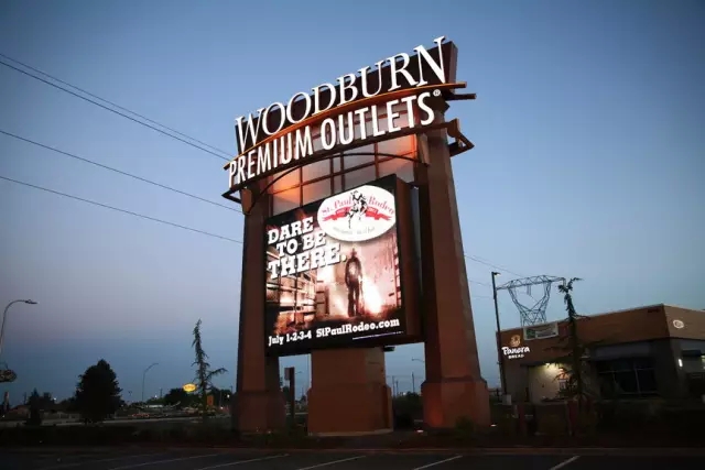 美东最大奥特莱斯Woodbury购物