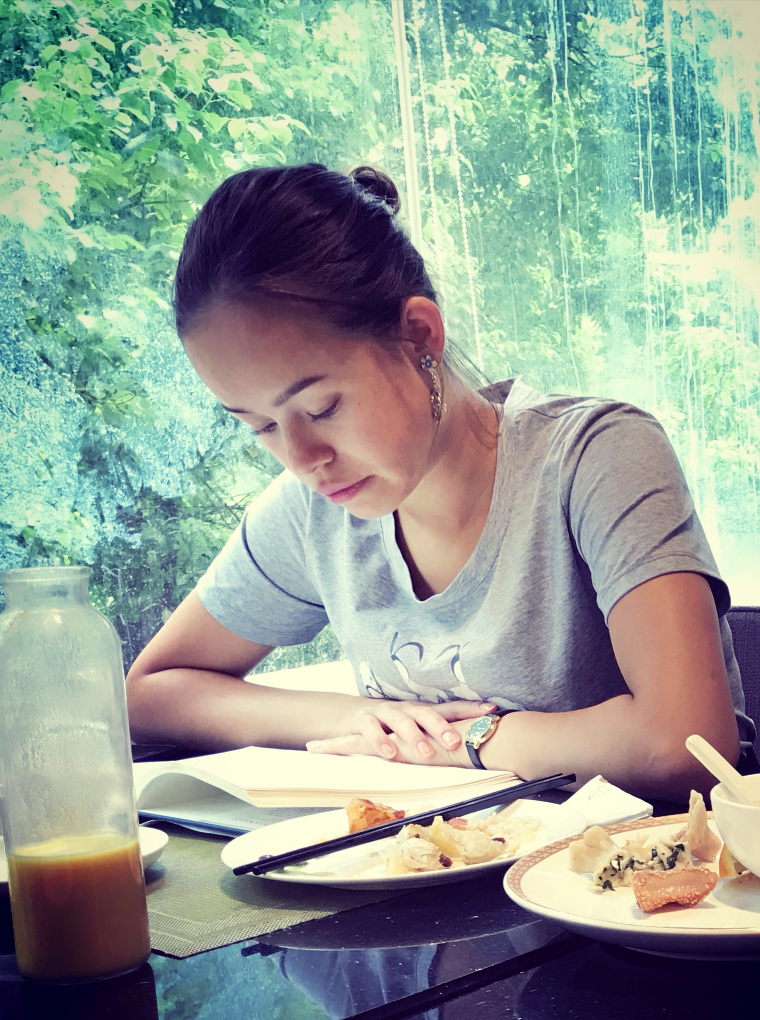 T-shirt with Artistic Element