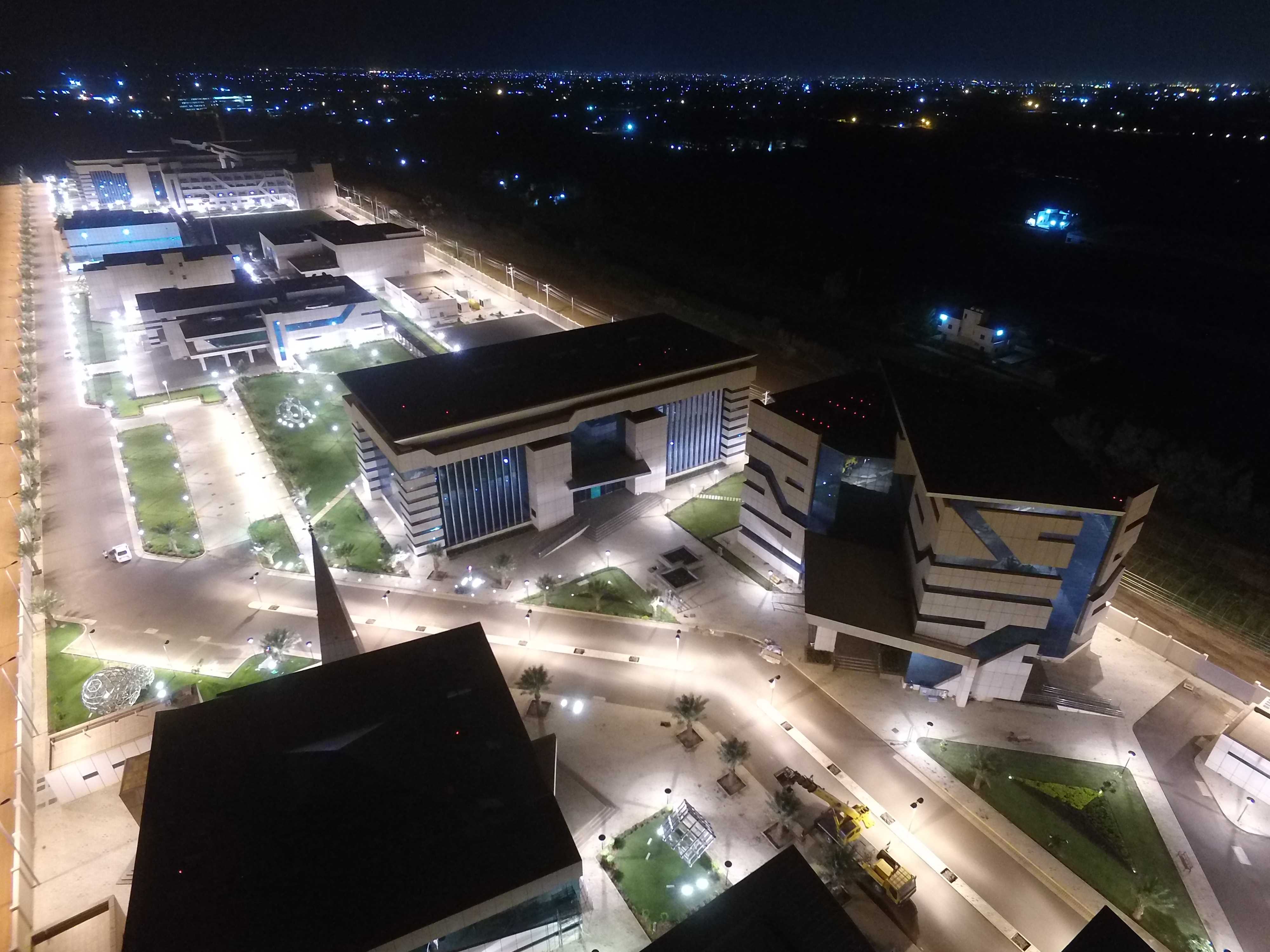 Sultan College night view