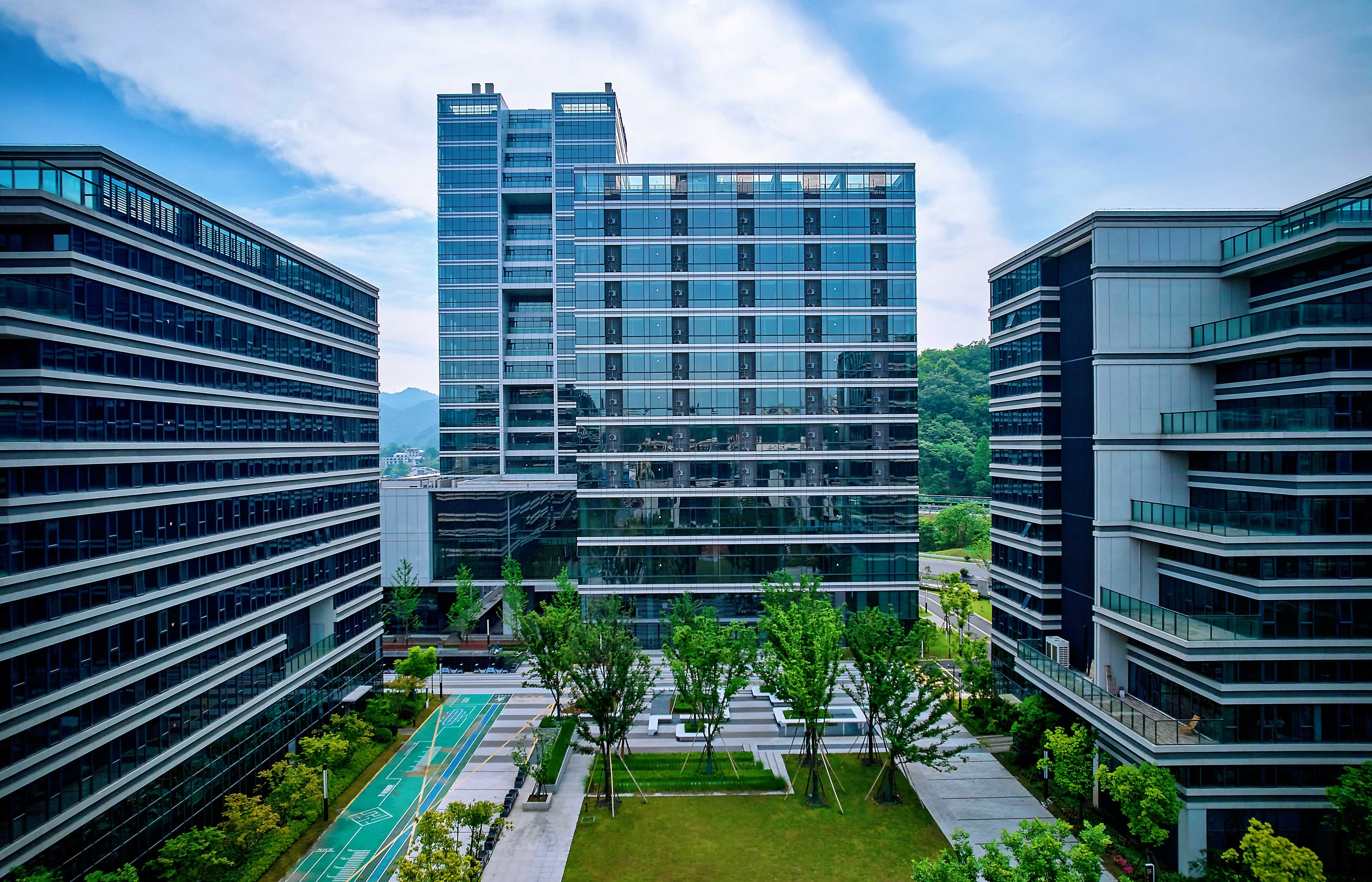 b0ed81f22c244bb3836c249672a22e08