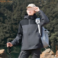 黑色冲锋衣搭配2