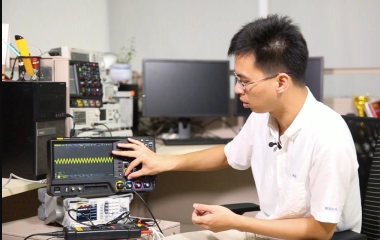 低频赛题中的安全防护与精准测量要点（实例演示+字幕）