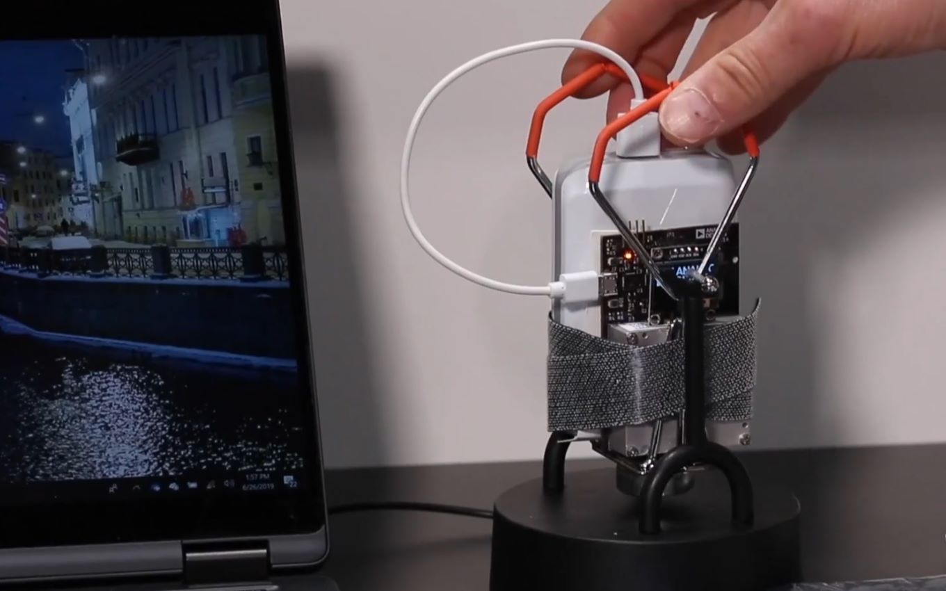 100%无线工具：用你的手机捕获传感数据