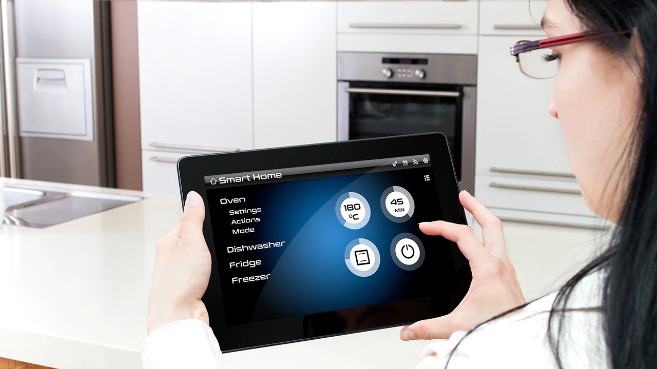SMART-HOME-HAPPLIANCES