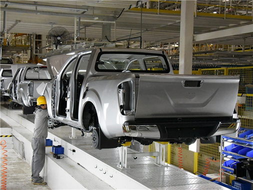皮卡生产线
