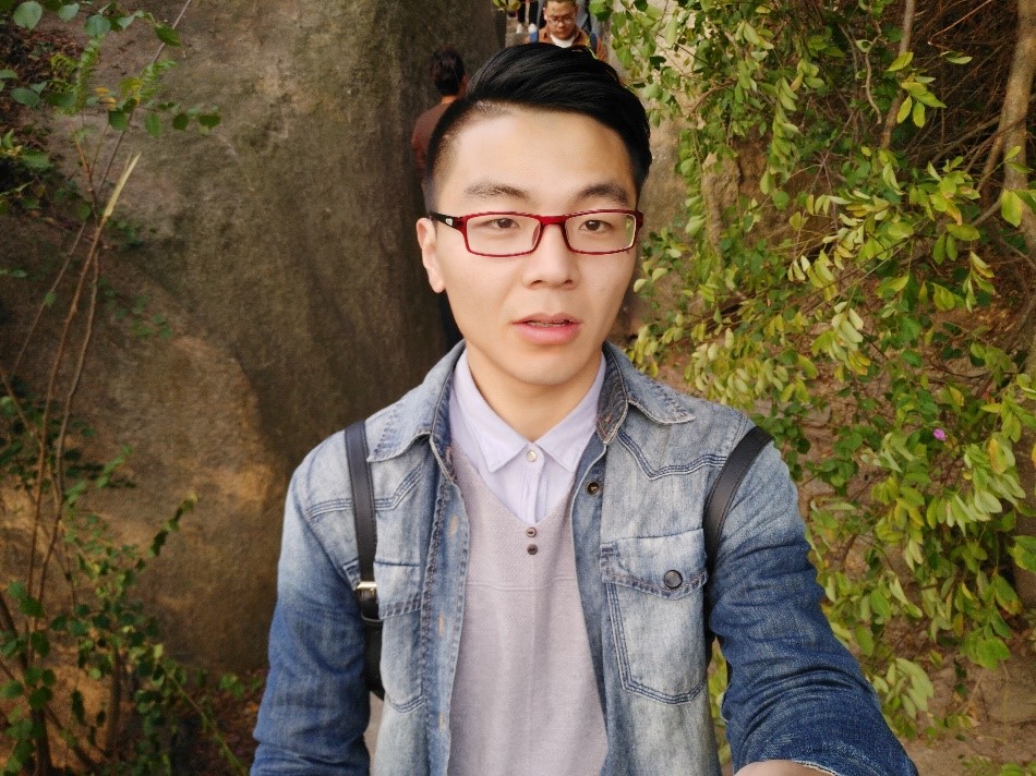 学生头像照片-赵飞刚