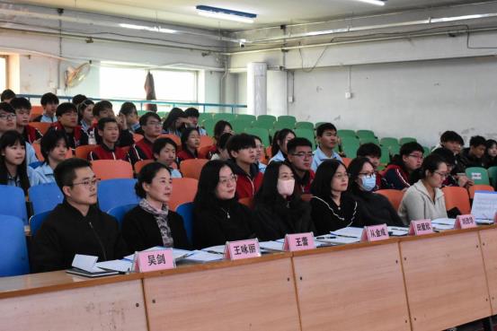 8f9a3f35bdeefc96ce3940350e30de3