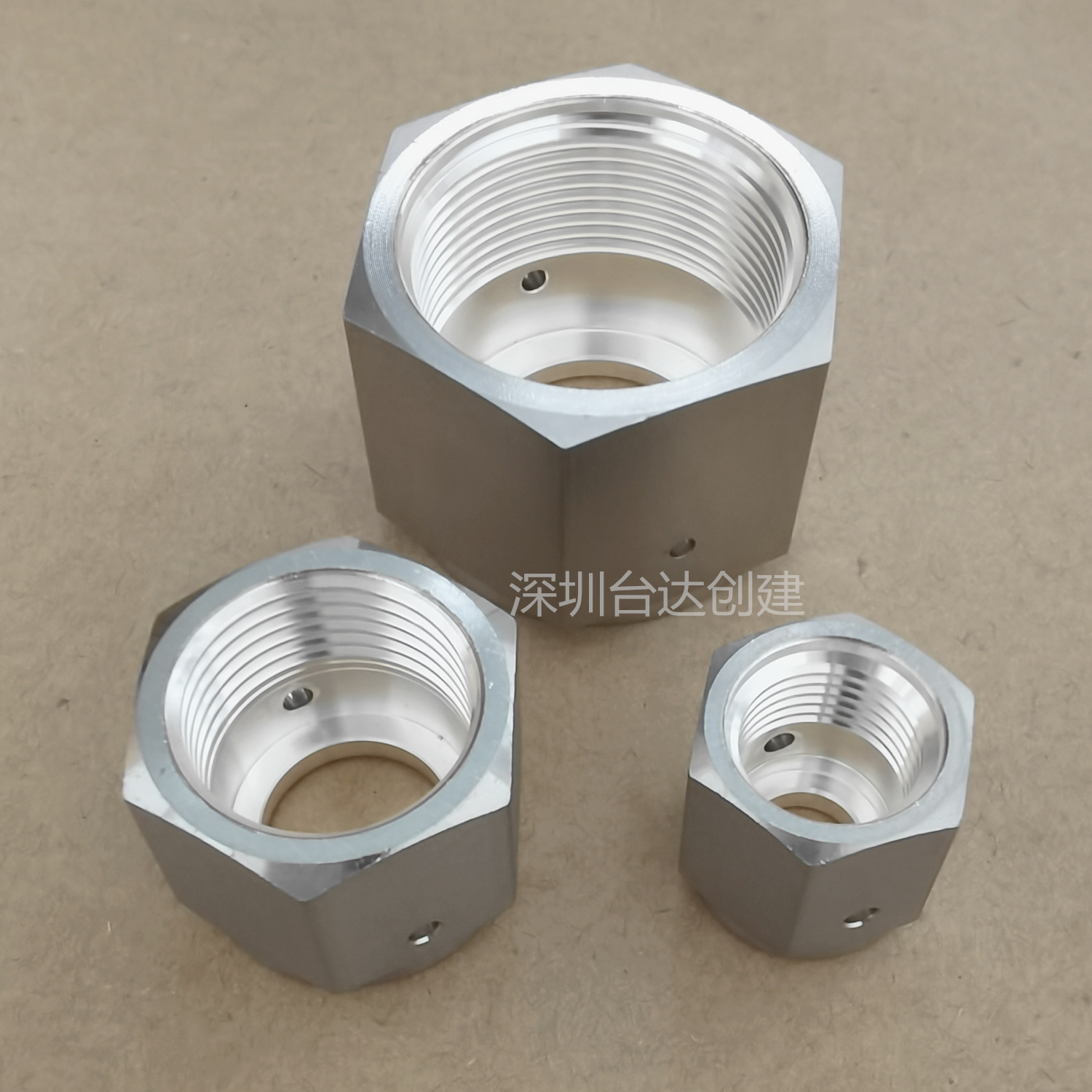 VCR VCO螺母内螺纹镀亮银