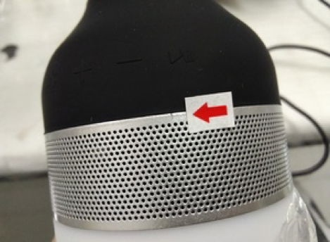 贸点点QC在电子产品验货现场检出质量疵点