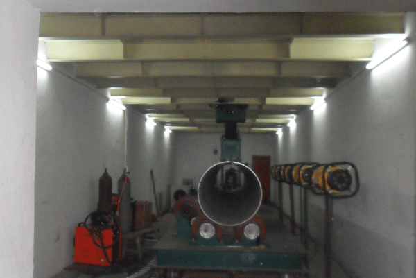 检测焊管-X射线室3