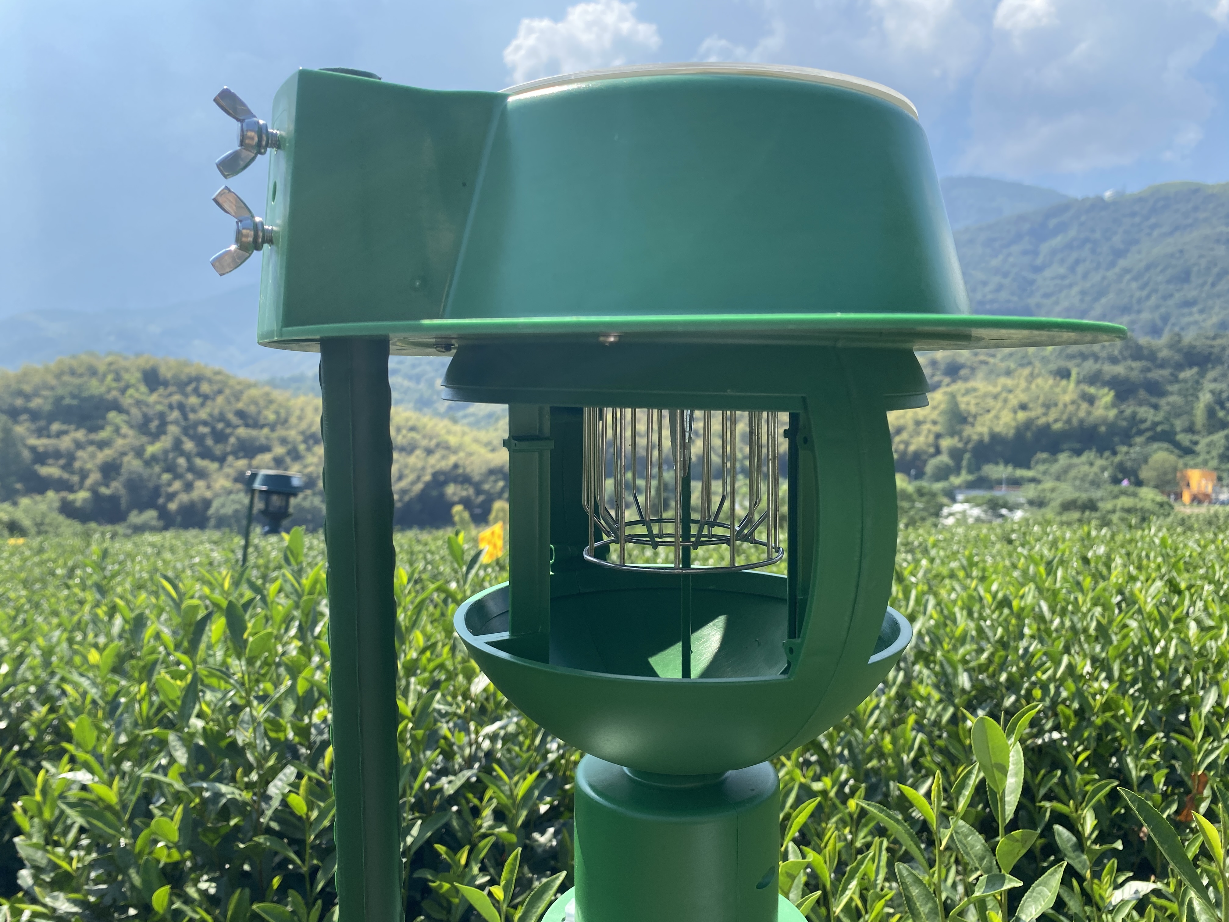 F1572A7714EA7BF298043D42339B15CE