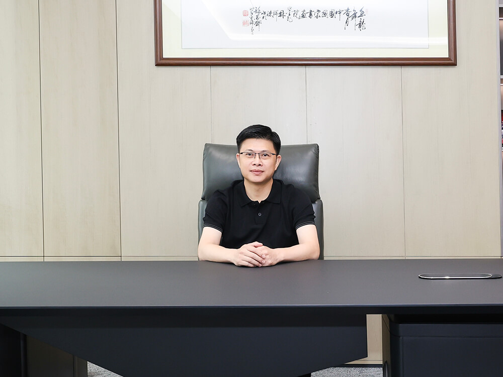 南粤装饰总经理林江涛先生