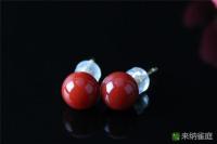 2918K黄金镶阿卡珊瑚珠耳钉