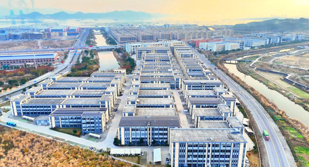 聚力攻坚突破 拓展发展空间 奉化开发区奏响项目建设奋进曲