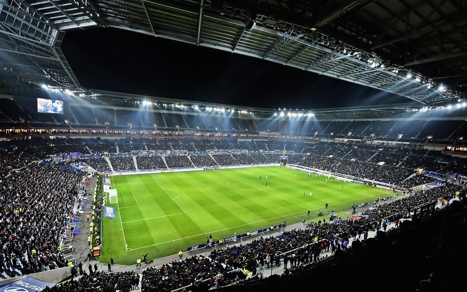 parc-olympique-lyonnais-groupama-stadium-stade-de-lyon-olympique-lyonnais-stadium-inside-view