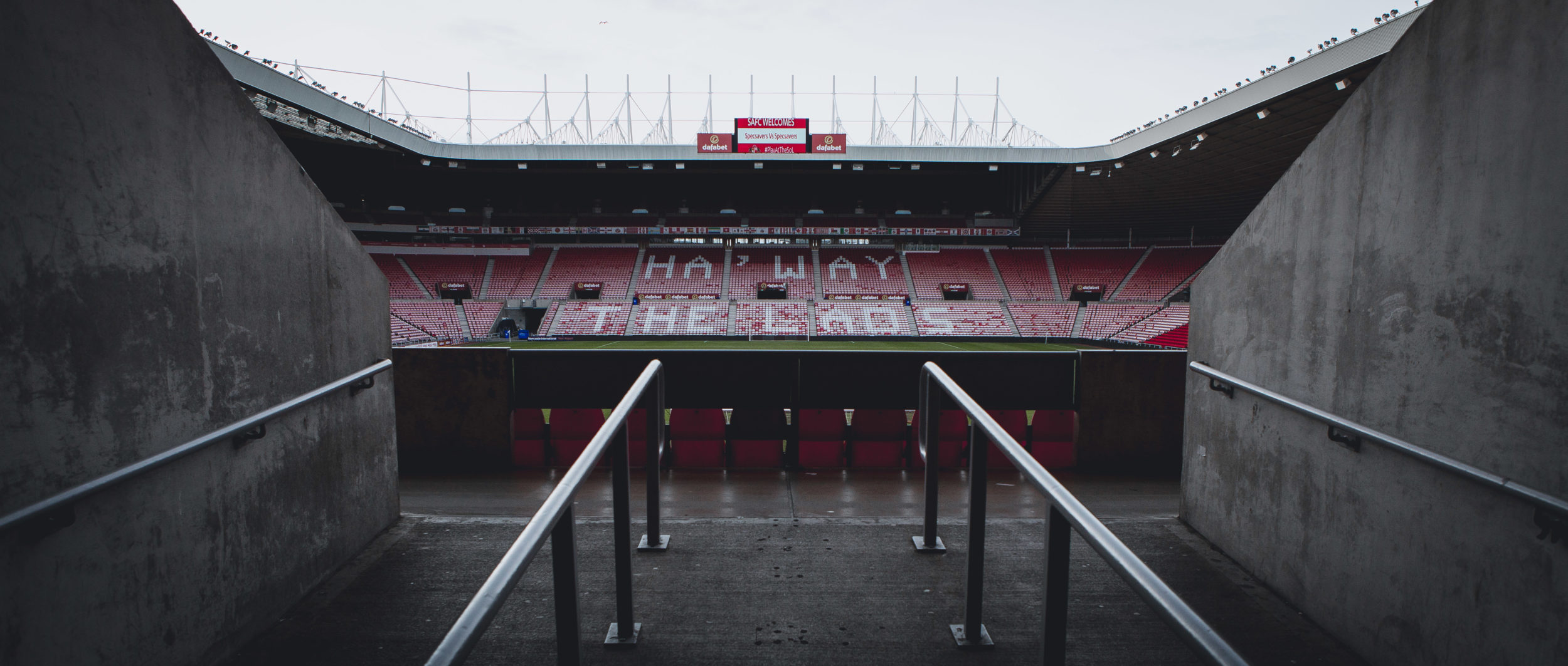 24-StadiumofLight