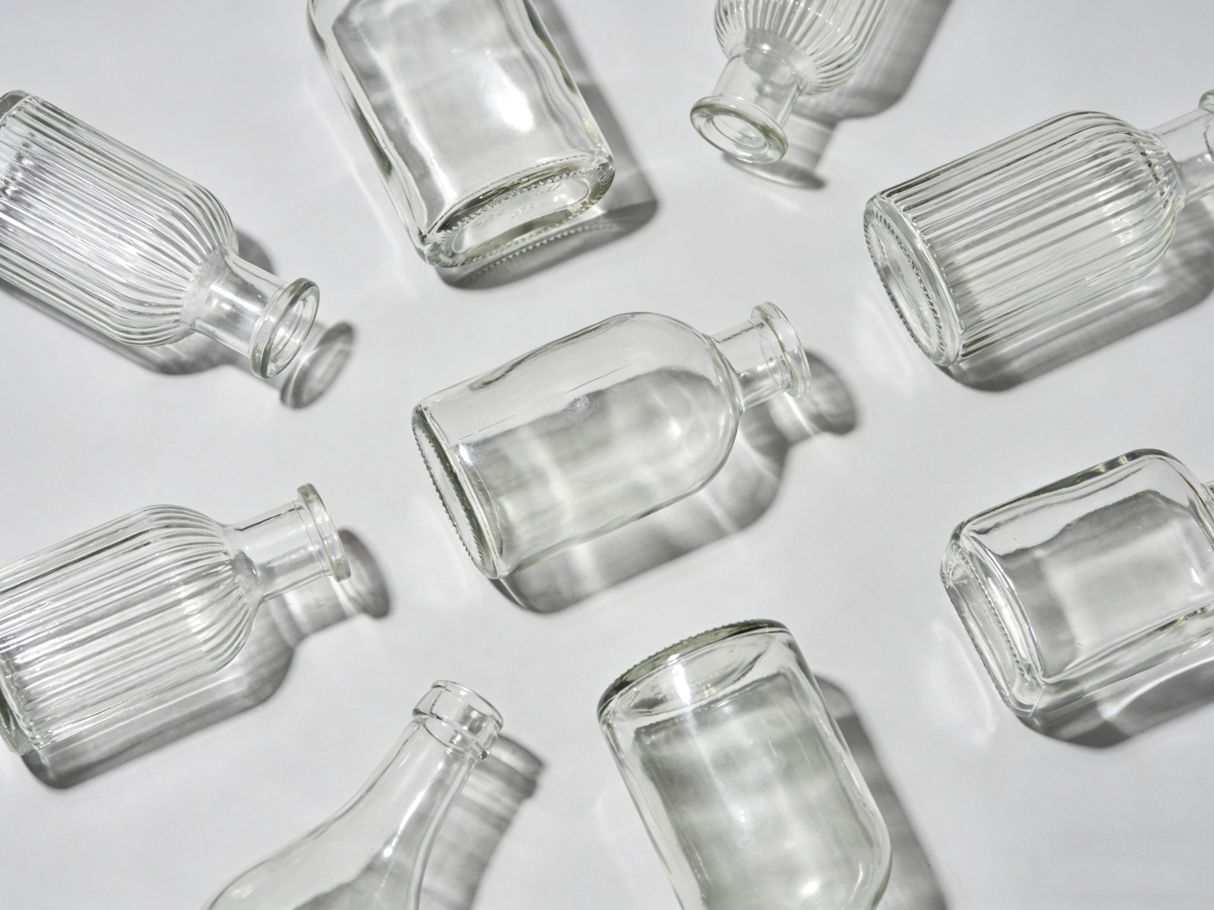 解析玻璃瓶破碎的原因及解决方案