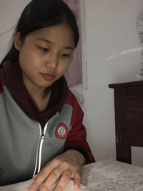 金柅育心  德润芳华——抚州一中“德育之星”风采展第六期1677.png