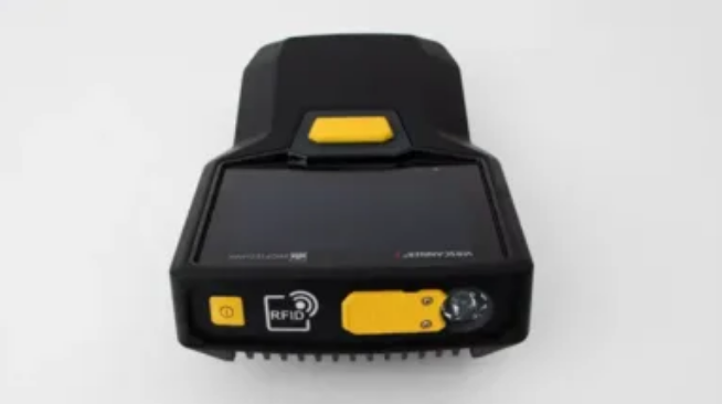 e2294078-bfd6-4abb-8d35-cefe740690a8