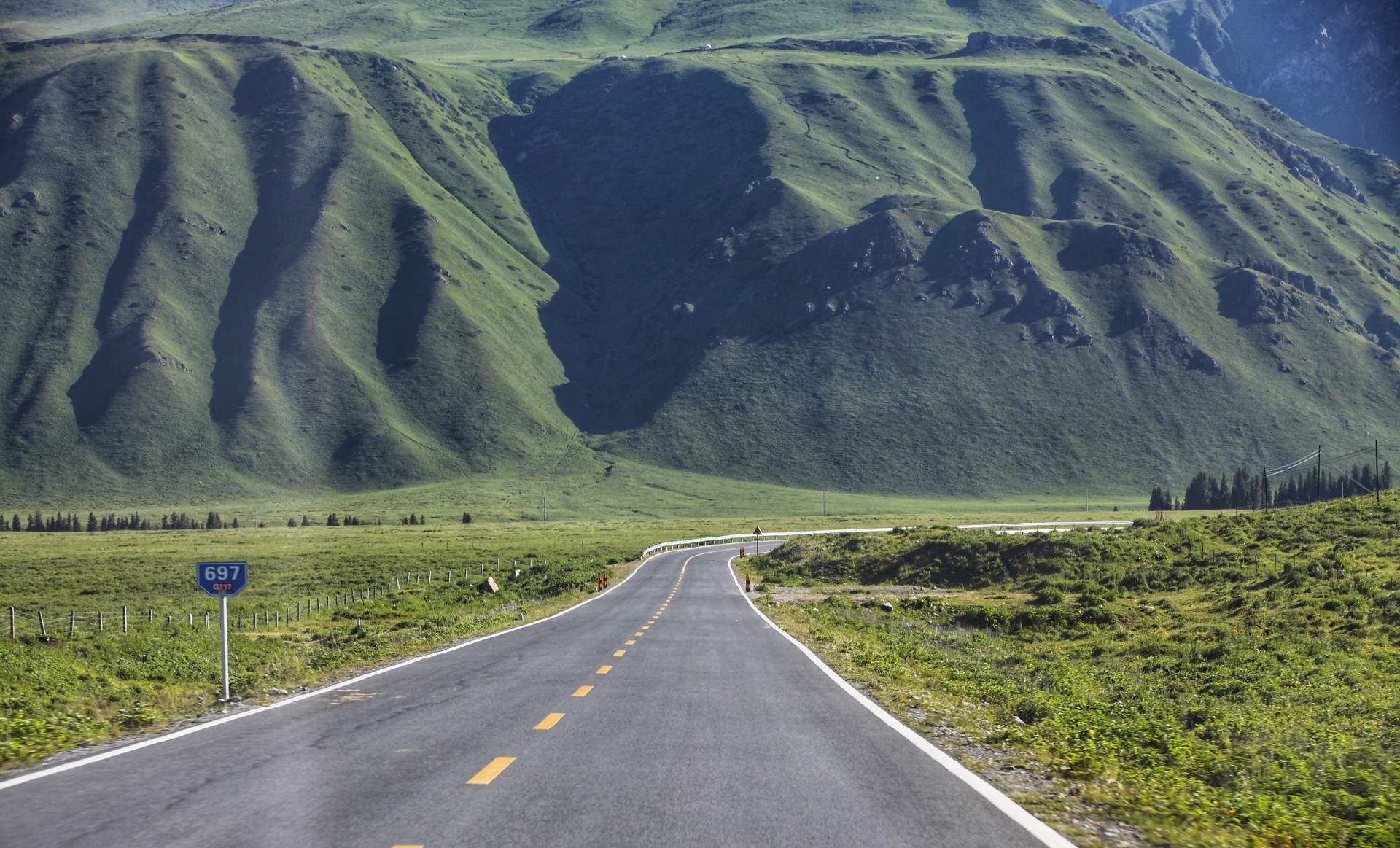 独库公路-图虫创意-699704993546633239