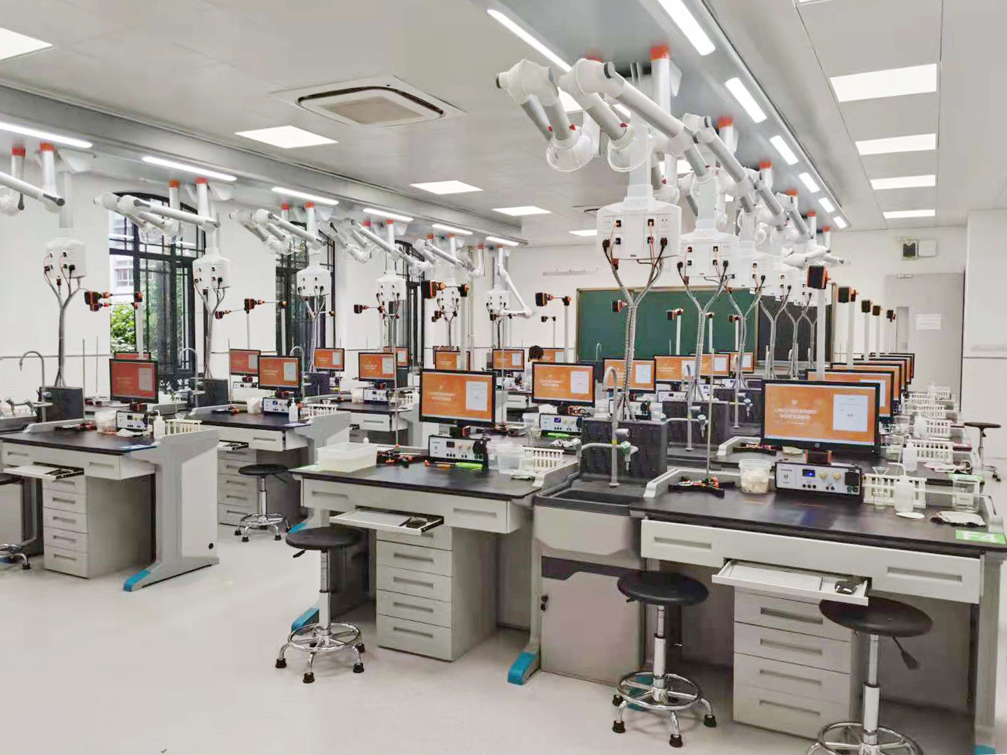 普陀华东师范大学第四附属中学-1