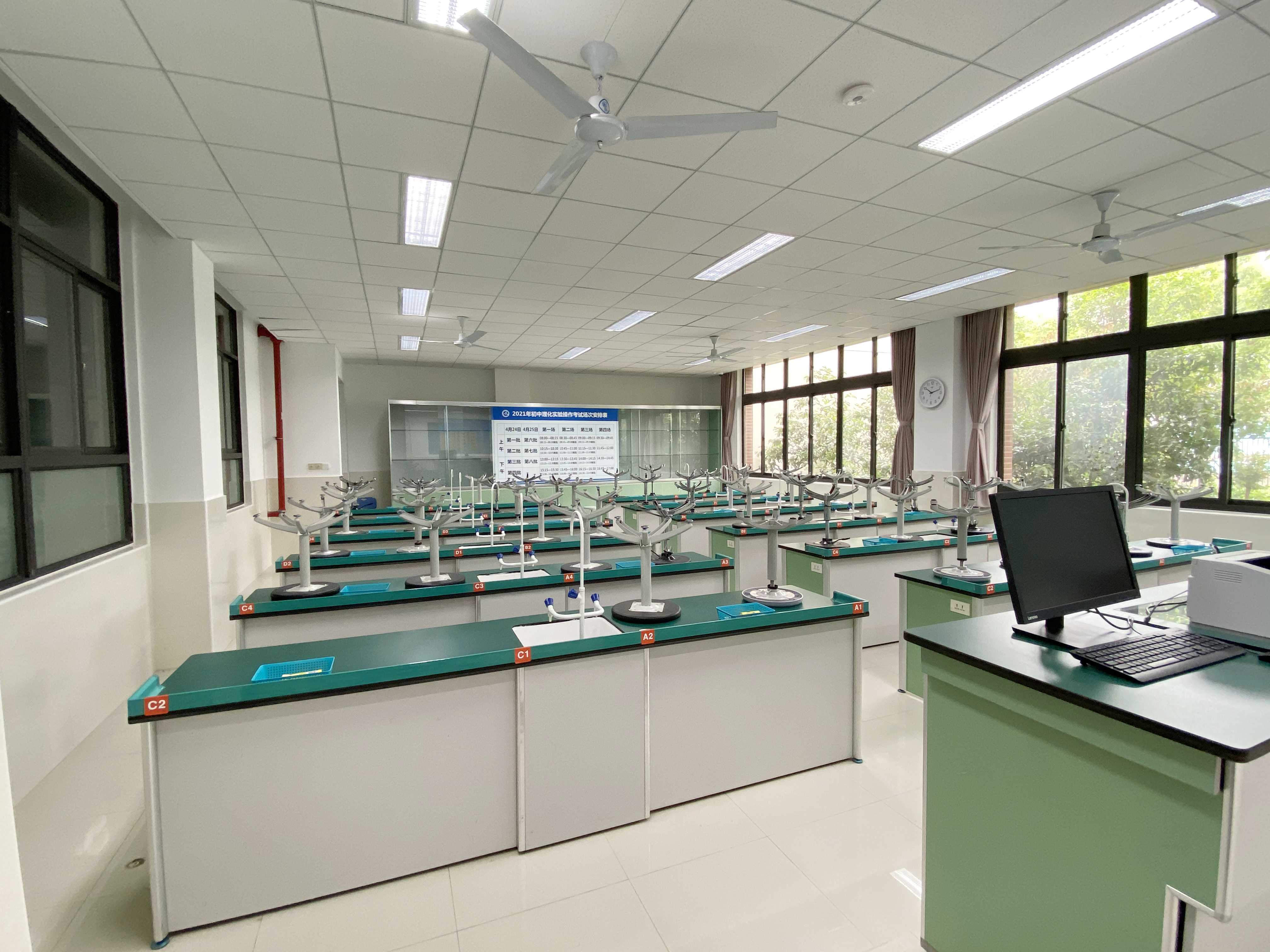 青浦区华新中学-7