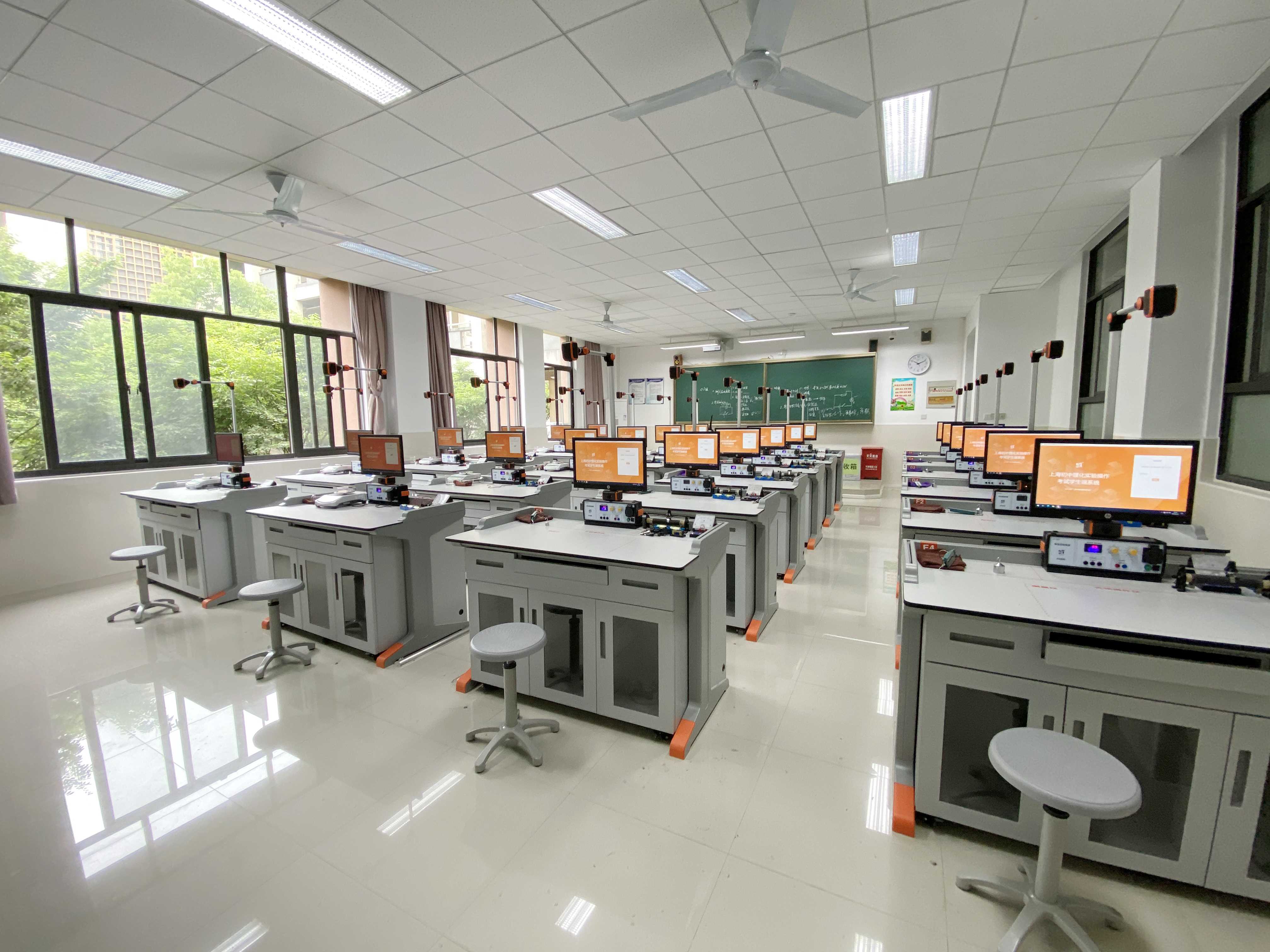 青浦区华新中学-9