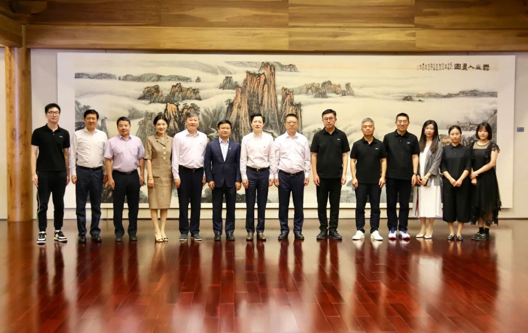     保利文化集团与爱奇艺签署战略合作协议