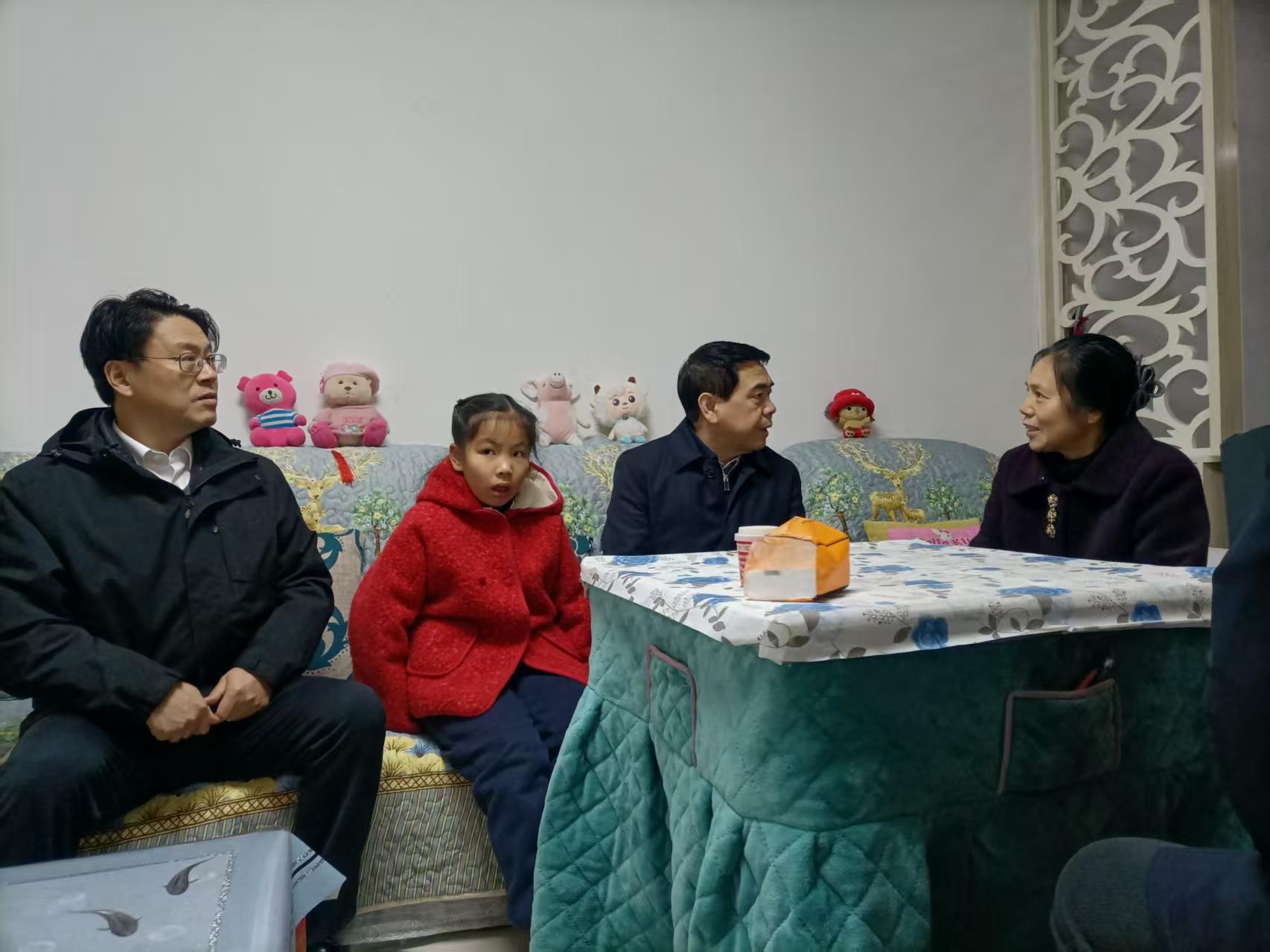 蒋涤非副省长赴郴州市慰问计生特殊家庭