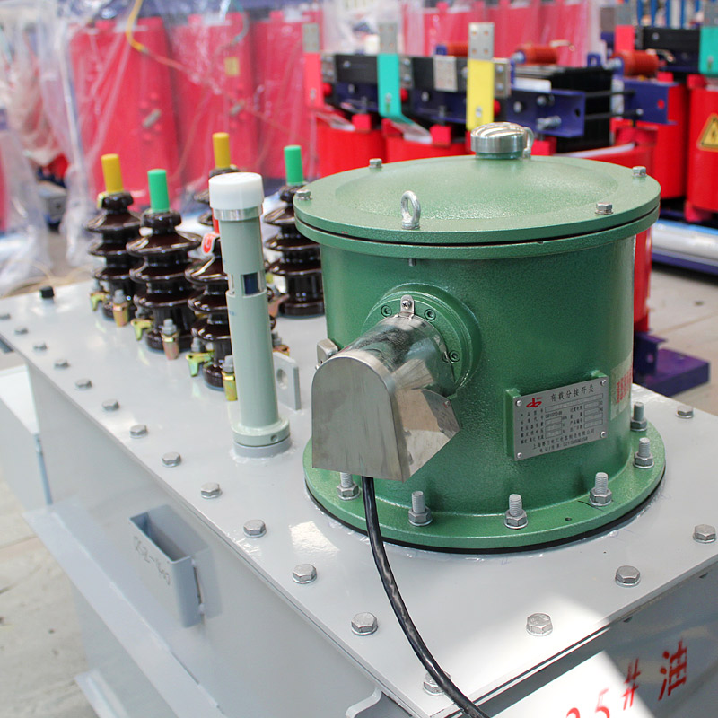 SVR自动调压稳压器主图-5