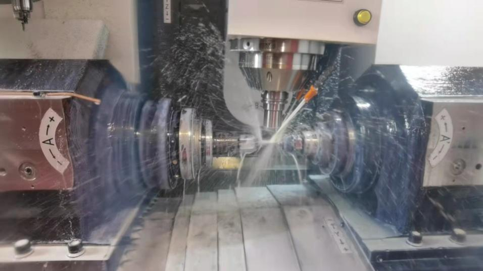 5.6.1北一法拉利XKH系列五轴叶片加工中心3