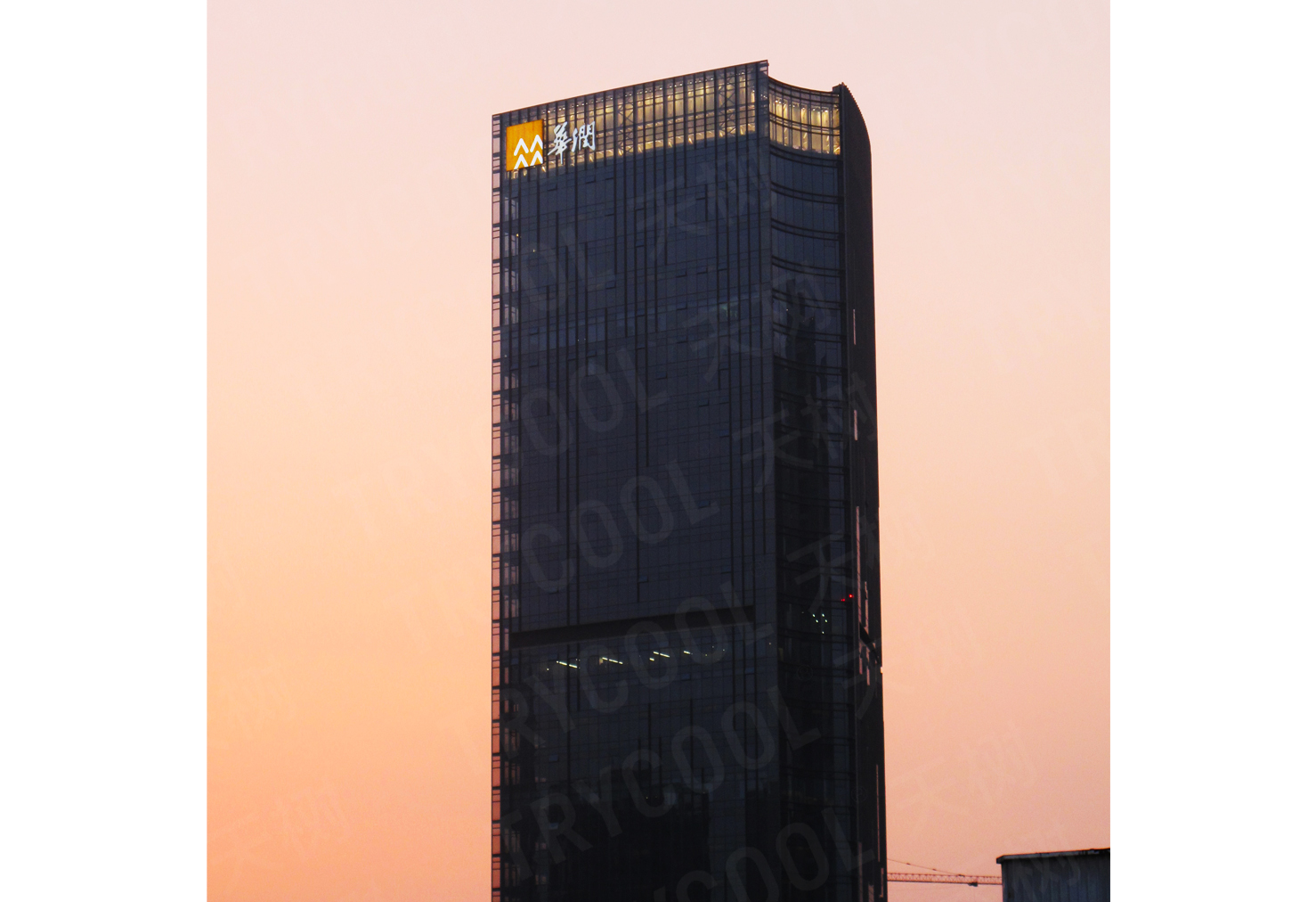 郑州华润大厦-楼体字-8