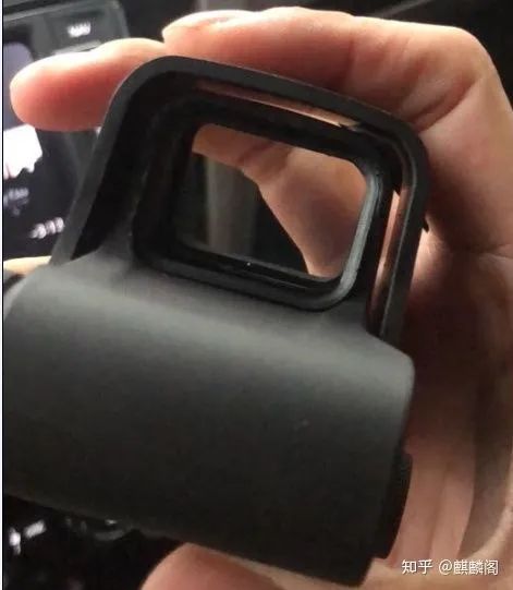 [8]反射式瞄准器和全息瞄准器运用的是什么原理？