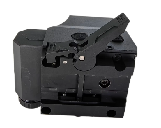 出口版全息瞄准镜