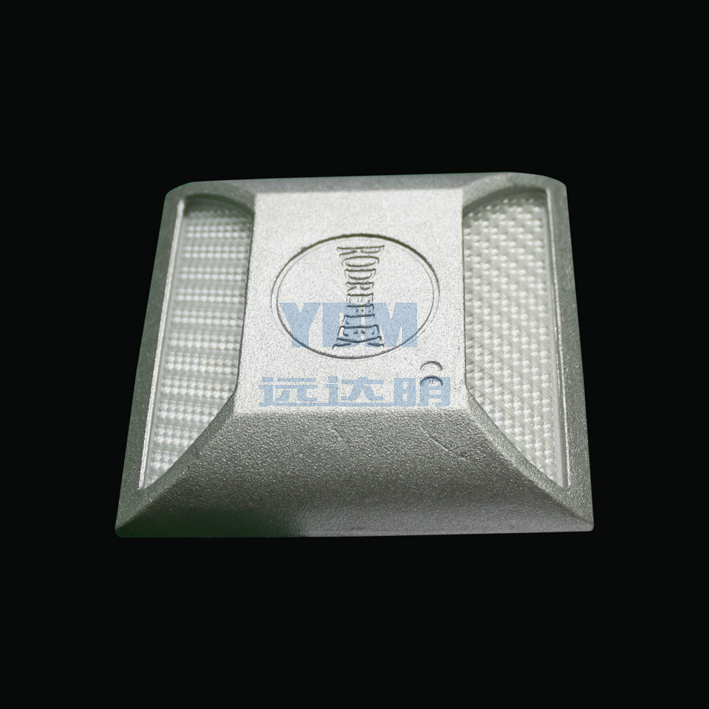 铸铝反光填充道钉-铸铝填充道钉双面07