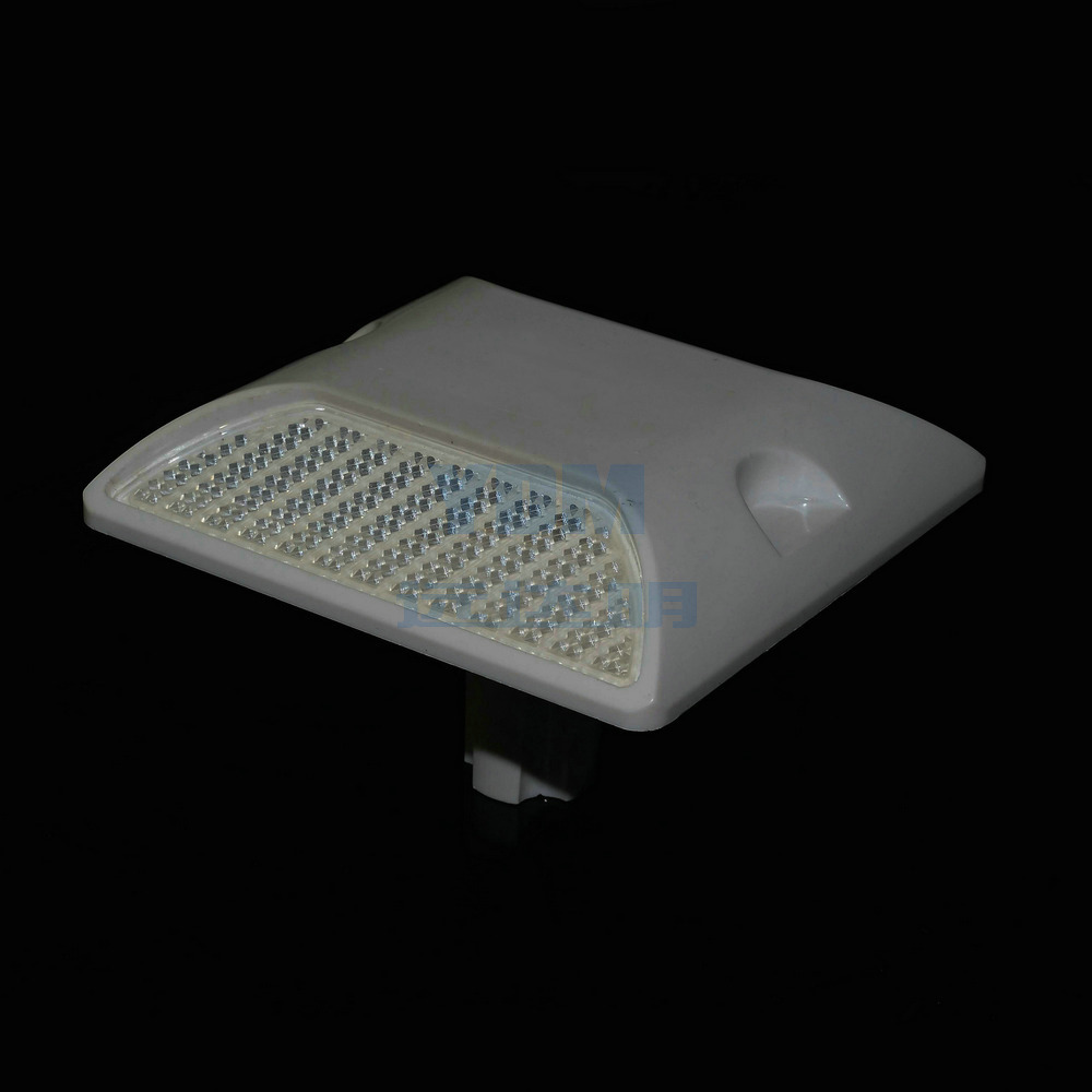 全塑带钉-全塑道钉带钉05