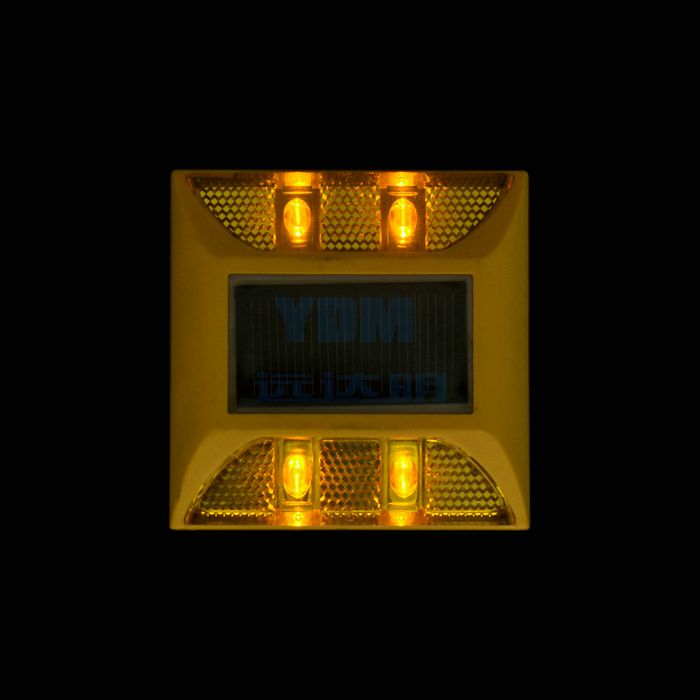 FRP太阳能105-塑料反光太阳能道钉07