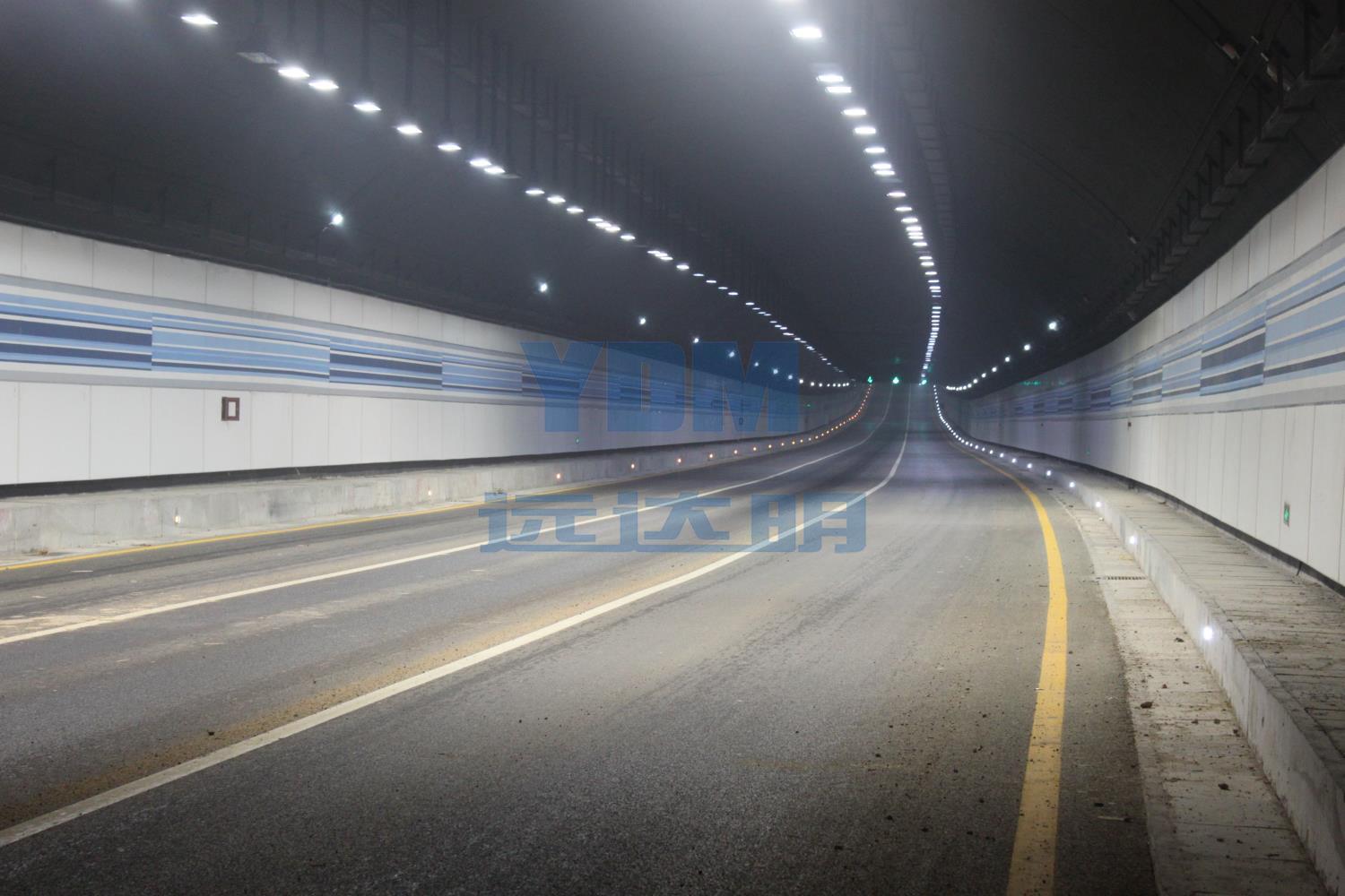 2011.07隧道有源道钉深圳北站-2