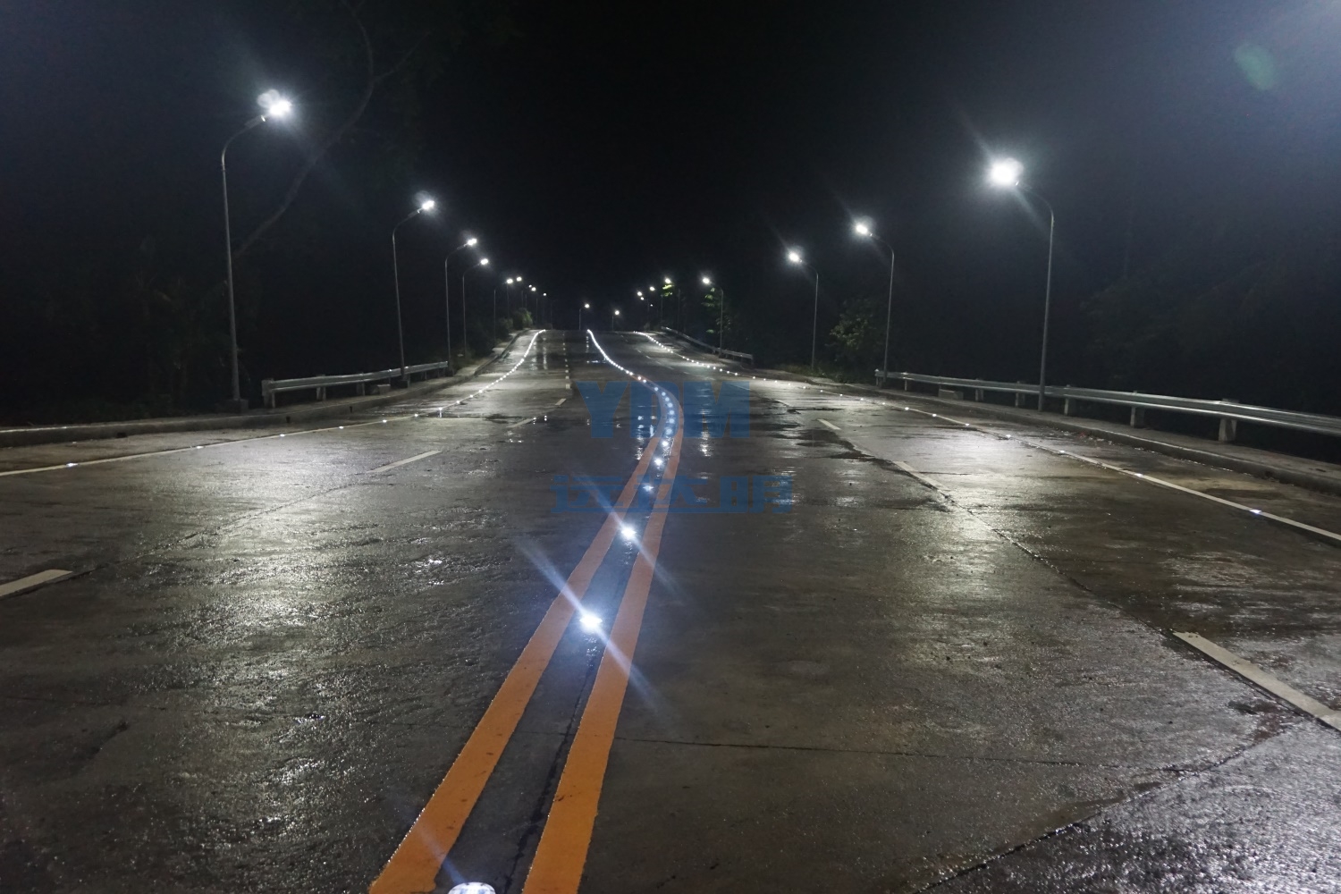 2019埋入式太阳能道钉菲律宾-2019埋入式太阳能道钉菲律宾04