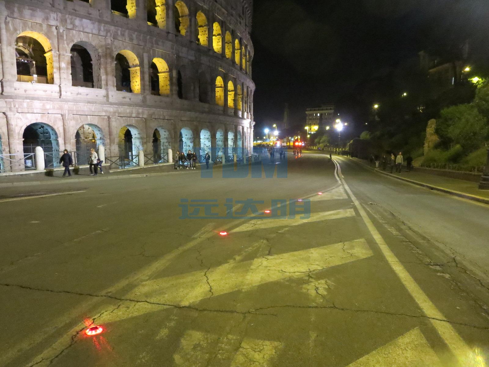 2016圆形太阳能道钉意大利-2016.05圆形太阳能意大利03